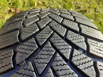 elektrony 5x114,3 zimne 215/60 r17 - 5