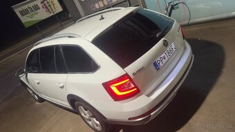 Škoda Octavia Scout - 5