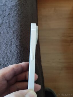 Apple iPhone 13 - 5