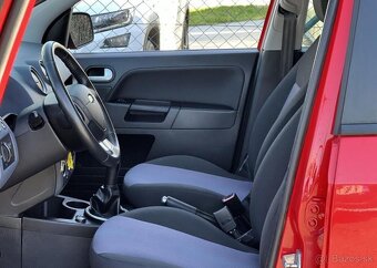 Ford Fusion 1.4i 16v TAŽNÉ KOUPENO V ČR benzín manuál 59 kw - 5