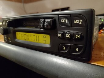 Predám autorádio Mercedes Benz audio 5 - 5