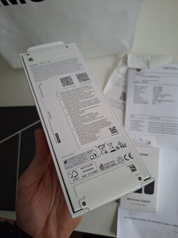 Samsung Z Fold 7 - 5