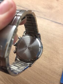 hodinky znacky lorus s mechanizmom seiko - 5