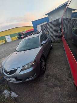 Predám mazdu 3 1.6 77kw benzín 2004 - 5