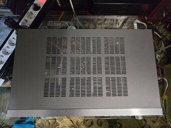 Yamaha RX-V493RDS receiver - 5