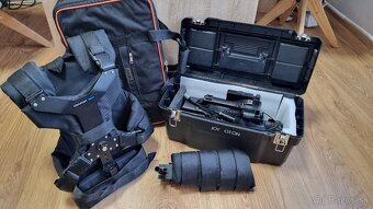 SONY NEX-EA50 + stabilizátor Flycam s vestou - 5