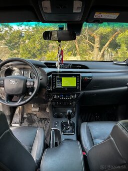 Predám Toyota Hilux - 5