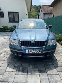 Škoda octavia 1.6 benzín - 5
