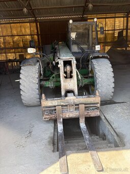 Predam nakladac John Deere 3420 - 5