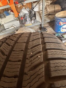 Zimné pneumatiky - 2ks 235/55 R19 a 2ks 255/55 R19 - 5