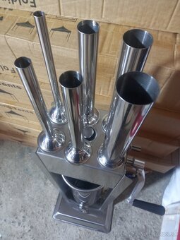 plnička klobás – 9L PROFI Vertikálna - 5