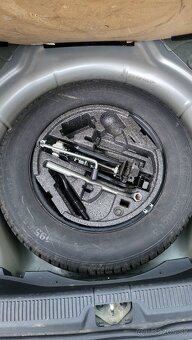 Škoda Octavia 2 2.0TDI 103kw Rozpredám - 5