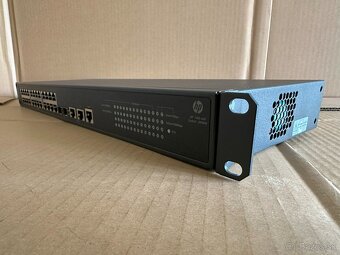 HPE Switch 1950-24G-2SFP+-2XG - 5