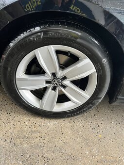 215/55 r17 Michelin VW Istanbul - 5