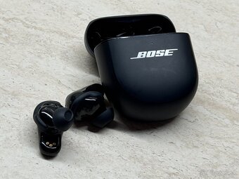 Bose QuietComfort Ultra Earbuds ( 2Gen ) Black - 5