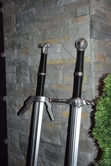 Repliky mecov Zaklinac Witcher - 5