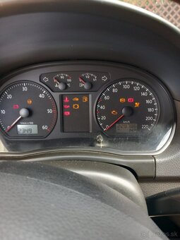 Volkswagen Polo - 5