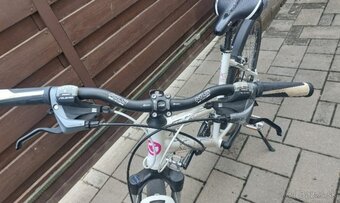 Trekový dámsky bicykel Kelys - 5