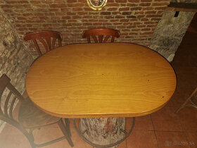 Drevený stôl z masívu + 2 lavice - 5