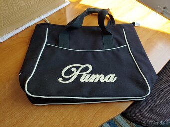 Predám zn. ruksaky, zn kabelky Puma + druhá zdarma - 5