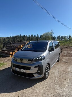 Prenajom 8 miestne auto - 5