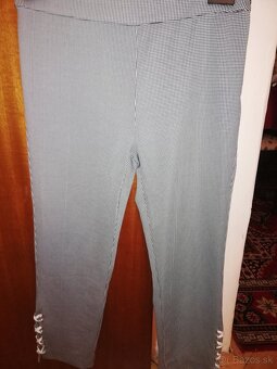 Elegantne 3/4ťové nohavice veľkosť M - 5