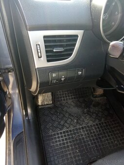 Predam,vymenim hyundai i30 combi - 5