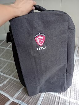MSI batoh na nootebok - 5