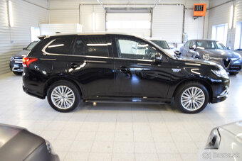 Mitsubishi Outlander 2.4 PHEV Plug-in hyb MAX.VÝBAVA 4x4-DPH - 5