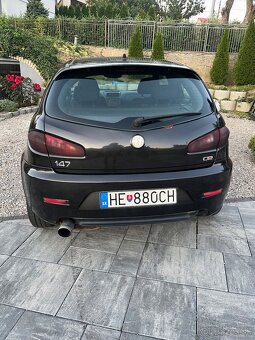Alfa Romeo 147 Q2 - 5