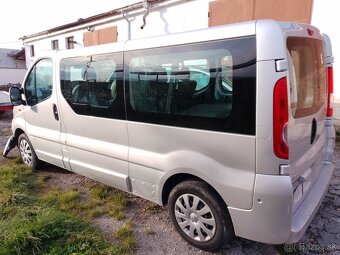 Opel vivaro long 2,0dci - 5