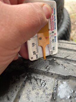 5x112 R17 7,5J ET27 BMW + 225/55 R17 letné (2021) - 5