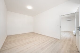 Predaj 2-izbového bytu 69m2 – novostavba v centre mesta - 5