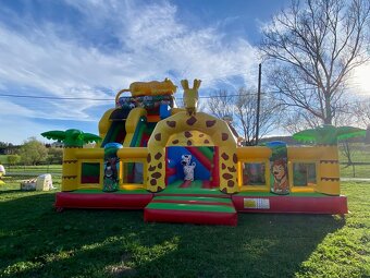 Predám Nafukovaci hrad - 5