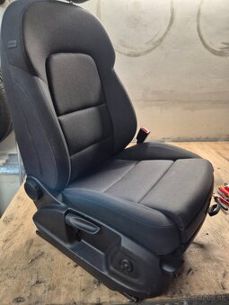 Predám sedačky sedadla audi q5 - 5