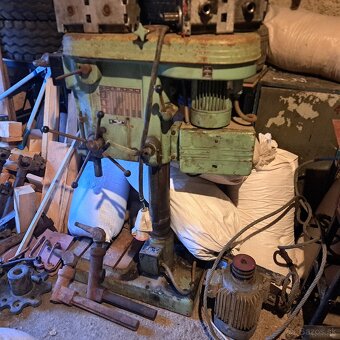 Stojanová vrtačka V 20 A - 5