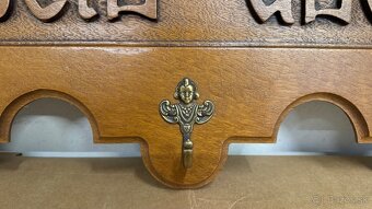 Starožitný rustikální věšák - 5