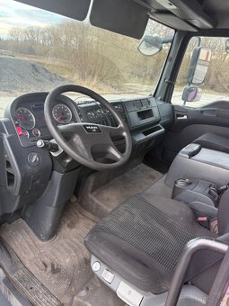 Man TGL 7.180 Skříň s H. čelem - 5