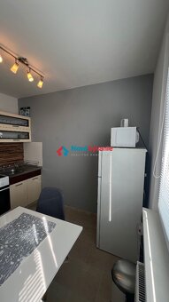 EXKLUZÍVNY PREDAJ - 1 izb. KVALITNE ZARIADENÝ BYT - Dunajská - 5