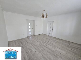 Na prenájom 2-izbový byt v Nových Zámkoch - 5