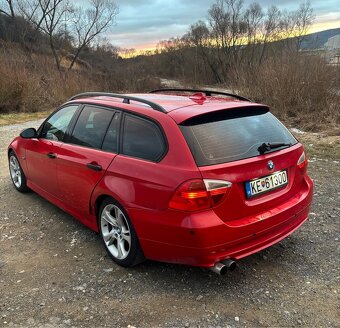 Predám BMW e91 320d - 5