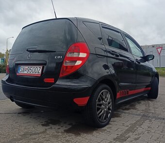 Mercedes Benz A180 - 5