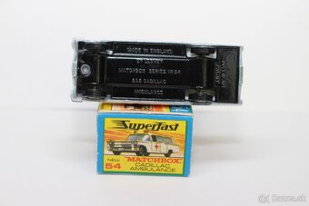 Matchbox SF Cadillac ambulance - 5