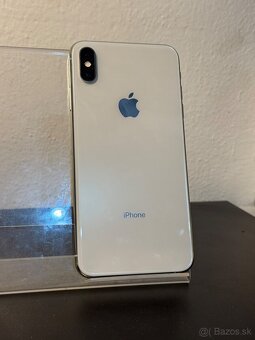 Predám Apple iPhone XS MAX 256GB Silver Stav nového telefónu - 5