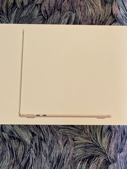Predám Mac Book AIR 13" Apple M2 2022 - 5