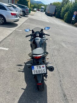 Kawasaki Ninja 250r - 5