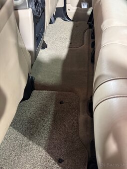 Land rover Discovery 4 - 5