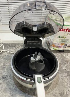 Tefal FZ 700037 ActiFry teplovzdušná fritéza - 5