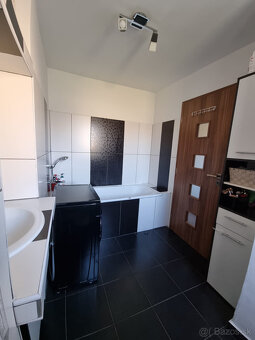 2-izbový prerobený byt 58 m² – Prievidza, REZERVOVANÉ - 5