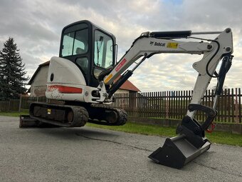 Minibagr Bobcat 425 G bez přesahu zádě, 2,7t - 5